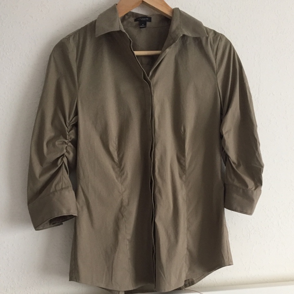 Ann Taylor Button Down